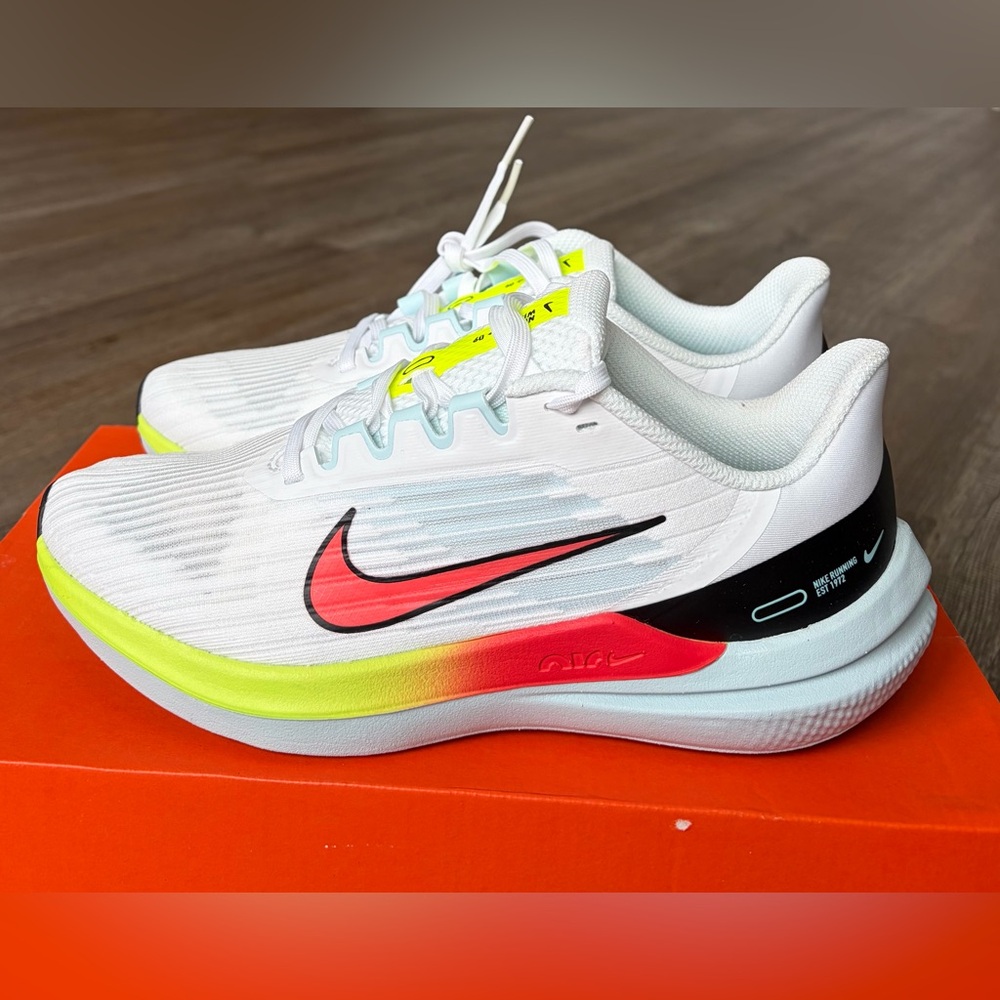 Nike White and Neon Green Sneakers - Picture 4 of 8